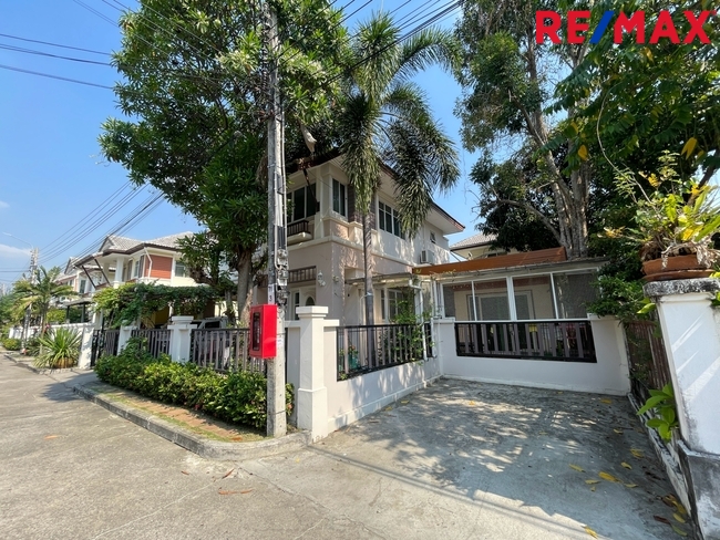 บ้านเดี่ยวสไตล์รีสอร์ท ใกล้เมกาบางนา โครงการเอโทล ลันตา รีสอร์ทไลฟ์ บางนา-วงแหวน (Atoll Lanta Resort Life Bangna-Wongwaen)