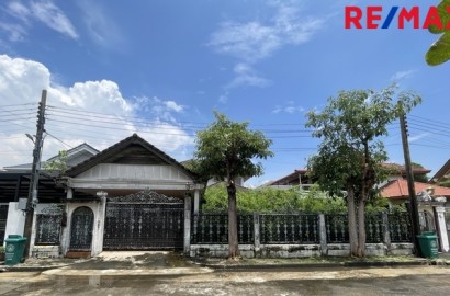 ขายบ้านศรีนครินทร์ หมู่บ้านเอกไพลิน ศรีด่าน 6 บางนา อ่อนนุช สุวรรณภูมิ ใกล้โรงเรียนนานาชาติและศูนย์การค้ามากมาย