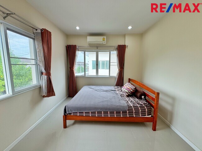 ขายบ้านเดี่ยว ซื่อตรงโคซี่ บางบัวทอง–340 (เฟส 5) แบบ Merit | 60 ตร.วา | ทำเลบางบัวทอง นนทบุรี