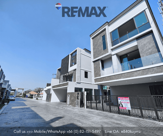 โครงการ HIBURY วัชรพล-รามอินทรา พร้อม Pool Villa และ ลิฟท์บ้าน ใจกลางวัชรพล ที่ดิน 120.6 ตร.ว. ใช้สอย: 1,000 ตร.ม. บ้านเดี่ยว Ultra Luxury ขนาดใหญ่พิเศษ รวม 2 หลังไว้ในพื้นที่เดียวกัน