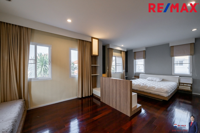 (มาใหม่!! แบบ Built-in มาสวยพร้อม*) พรอเมนาด โฮม (Promenade Home) ใกล้รร.รุ่งอรุณ พระรามสอง 47, อนามัยงามเจริญ Style : Modern Warm, Modern Asian