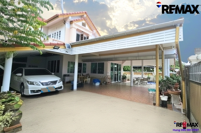 ขาย บ้านเดี่ยวสร้างกับ โมเดิร์นโฮม มีแปลนบ้าน 128 ตร.วา เอกชัย 10/1 บ้านหลังใหญ่ สภาพดี ขายเพียง 6.45 ล้านบาท เข้าซอยเพียง 500 ม. เดินทางสะดวก