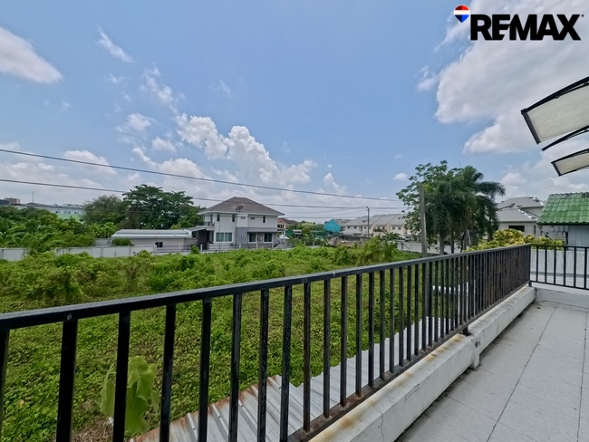 ขายบ้านเดี่ยวราชพฤกษ์ - บางแวก 58 บ้านใหญ่ 75 ตารางวา เพียง 4.95 ล้านบาท เท่านั้น