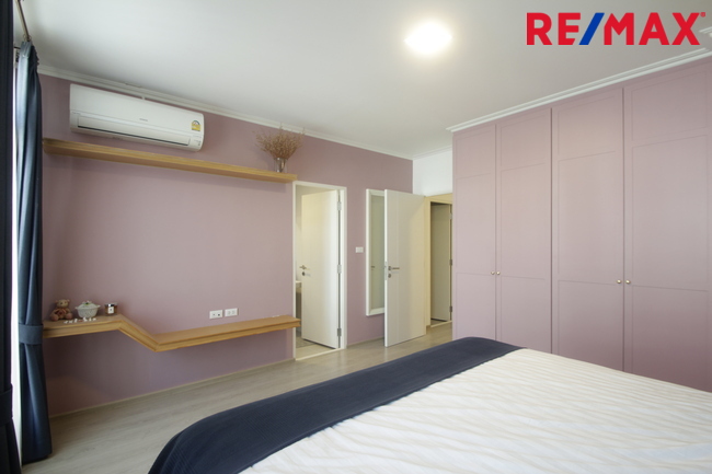 038201