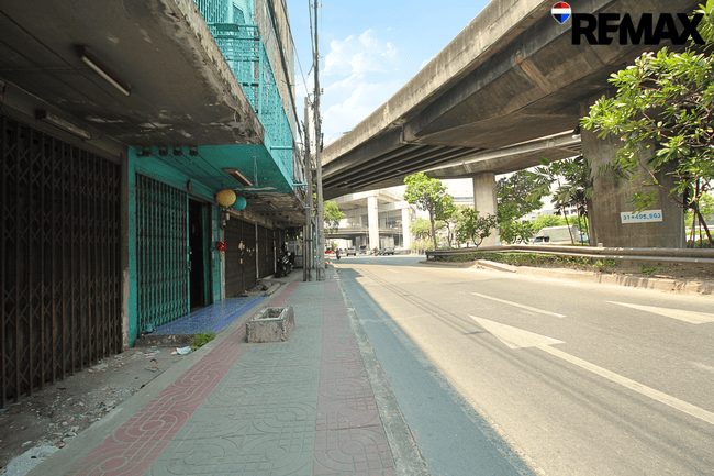 อาคารพาณิชย์ติดถนนพระราม 2 ทำเลค้าขาย ใกล้ทางด่วน