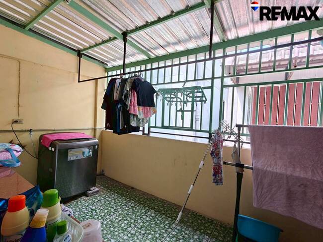 ขาย อาคารพาณิชย์ ติดถนนประชาอุทิศ ซ.27 ทำเลทองค้าขายดี ตรงข้าม ร.ร.ชูสินทองประดิษฐ์อนุสรณ์ สวยสภาพดีมาก
