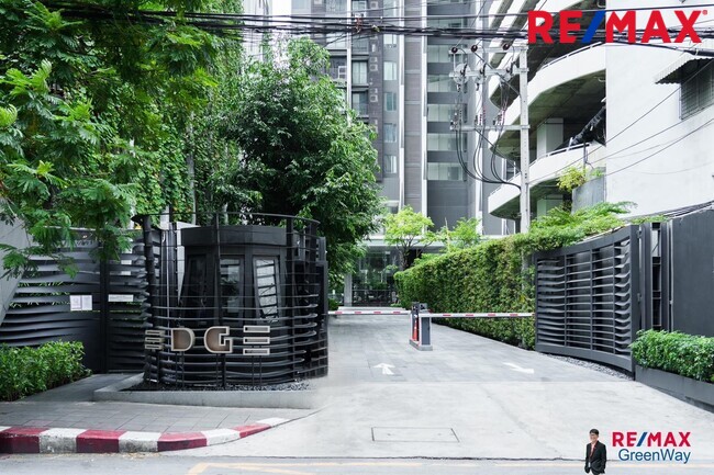 ขายคอนโดสุขุมวิท 𝗘𝗱𝗴𝗲 𝗦𝘂𝗸𝗵𝘂𝗺𝘃𝗶𝘁 𝟮𝟯 (ห้องมุม) วิวดี แต่งสวย ราคาดีที่สุด ติด BTS อโศก และ MRT สุขุมวิท
