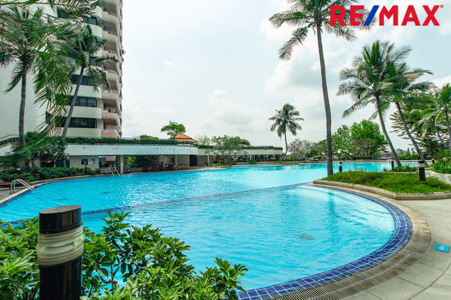 ขายคอนโดติดแม่น้ำเจ้าพระยา Riverine Palce 3ห้องนอน ถ.พิบูลสงคราม นนทบุรี ใกล้ทางด่วนศรีรัชฯ