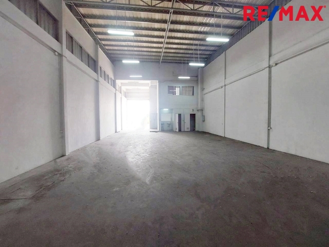 ขายโกดังพร้อมออฟฟิศสำนักงาน 2ชั้นครึ่ง โครงการหมื่นทรัพย์แลนด์
