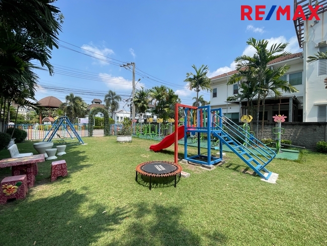 บ้านเดี่ยวสไตล์รีสอร์ท ใกล้เมกาบางนา โครงการเอโทล ลันตา รีสอร์ทไลฟ์ บางนา-วงแหวน (Atoll Lanta Resort Life Bangna-Wongwaen)