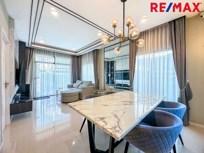 แกรนด์ บริทาเนีย วงแหวน – รามอินทรา (Grand Britania Wongwaen – Ramintra)