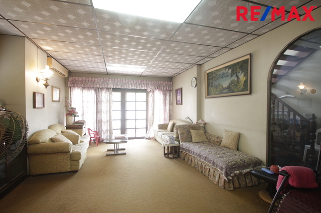 บ้านเดี่ยวแก้วเงินทองราชพฤกษ์ บางพรม 2ชั้น 154วา บ้านสร้างเอง ใกล้ถนนใหญ่ โรงเรียนนานาชาติเคนซิงตัน ใกล้โรงพยาบาลศิริราช แยกไฟฉาย บ้านนอกโครงการ เป็นส่วนตัวบรรยากาศบ้านสวน