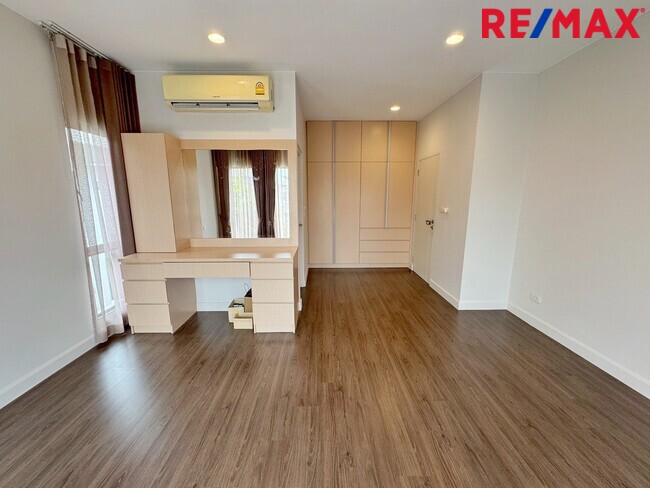 ขายบ้านเดี่ยว บุราสิริ ราชพฤกษ์-345 ใกล้โรงเรียนนานาชาติ DBS และ SISB โดยแสนสิริ บ้านสภาพสวย พร้อมเข้าอยู่
