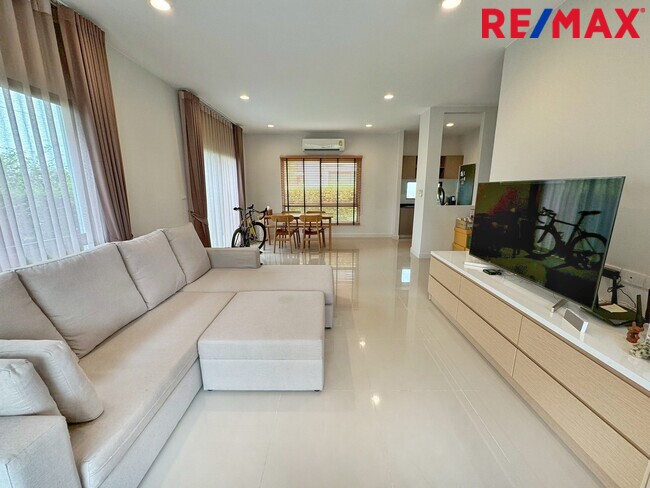 ขายบ้านเดี่ยว บุราสิริ ราชพฤกษ์-345 ใกล้โรงเรียนนานาชาติ DBS และ SISB โดยแสนสิริ บ้านสภาพสวย พร้อมเข้าอยู่