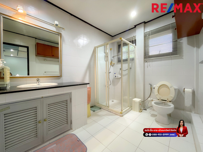 บ้านเดี่ยวปัฐวิกรณ์ – นวมินทร์ 70 - ประเสริฐมนูกิจ43 พื้นที่ดิน 103 ตร.วา 4 ห้องนอน 4 ห้องน้ำ 5 ที่จอด รองรับครอบครัวใหญ่ หรือผู้ที่ต้องการบ้านที่มีพื้นที่เยอะ