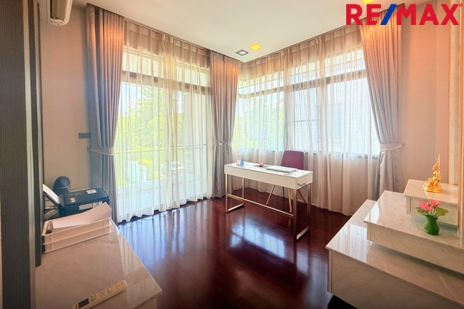ขายบ้าน นันทวัน ปิ่นเกล้า ราชพฤกษ์ 114 วา หลังมุม หันทิศใต้ ราคาพิเศษ