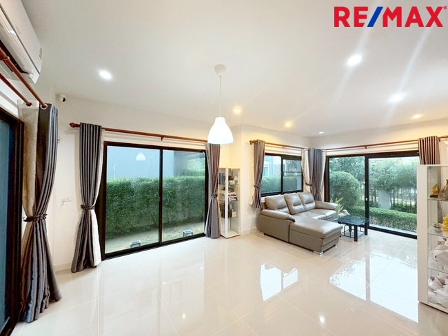 ขายทาวน์โฮม 3 ชั้น บ้านกลางเมือง กัลปพฤกษ์ ซ.ศาลธนบุรี 29/2 กำนันแม้น ใกล้เดอะมอลล์บางแค