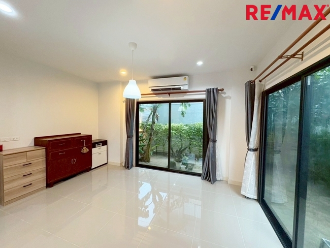 ขายทาวน์โฮม 3 ชั้น บ้านกลางเมือง กัลปพฤกษ์ ซ.ศาลธนบุรี 29/2 กำนันแม้น ใกล้เดอะมอลล์บางแค