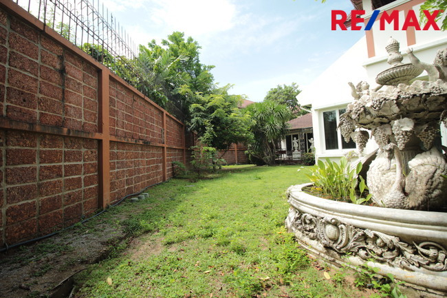 ขายบ้านเดี่ยว ลัดดารมย์ อิลิแกนซ์ พระราม 5-2 หลังริม Private ที่ดินใหญ่ 189.3 ตรว.