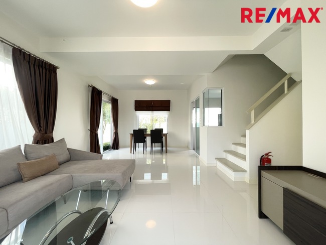 ขายบ้านแฝด ทุ่งครุ หมู่บ้านวิลลาจจิโอ ประชาอุทิศ90 Villaggio Prachauthit 90