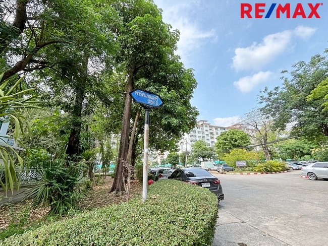 ขาย ทาวน์โฮม 3 ชั้น บ้านสวนธน พาร์ค แกลเลอรี่ รัตนาธิเบศร์ ติดเซ็นทรัลรัตนาธิเบศร์ ใกล้รถไฟฟ้าสายสีม่วง สถานีแยกนนทบุรี 1