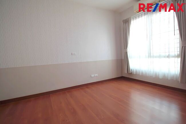 บ้านกลางเมือง สาทร ตากสิน 2 Baan Klang Muang Sathorn-Taksin 2 หน้าสวน สภาพดี ราคาทุน