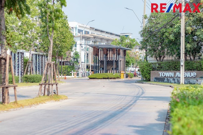 สภาพ 99% ทาวน์โฮมส์ Town Avenue Cocos (พระราม 2 ซอย 50) ราคาดี ซอยข้างเซนทรัลฯพระราม 2