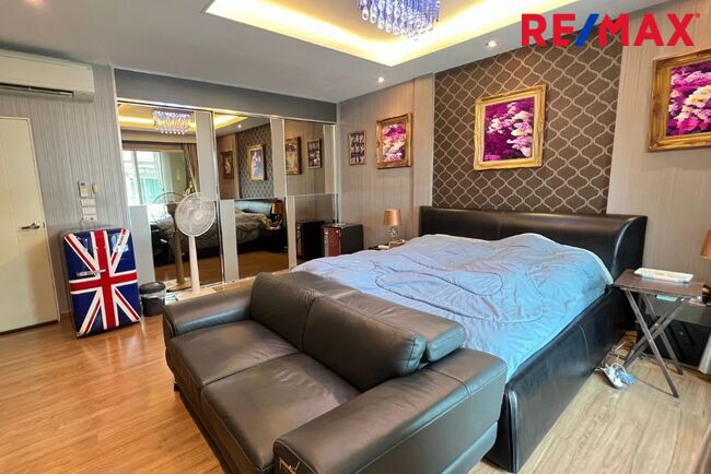 ทาวน์โฮม ราชพฤกษ์ บ้านกลางเมือง สาทร - ตากสิน 2 BANN KLANG MUANG SATHORN-TAKSIN ต่อเติมคุ้ม ตกแต่งสวย