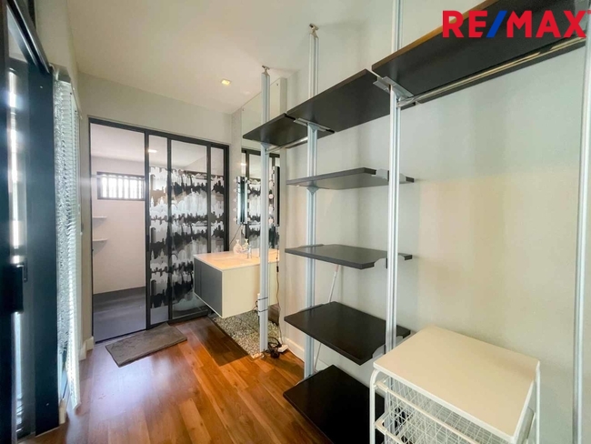 The Terrace รามอินทรา65 ทาวน์โฮม3ชั้น (ซอยถนอมมิตร) ที่ดิน 22 ตร.วา ใช้สอย 180 ตร.ม. เดินทางไปได้ทั้ง พระราม 9 / เอกมัย / บางนา / ดาวคะนอง หรือจะวนไปออกวงแหวนตะวันออกเพื่อไปลำลูกกา รังสิต