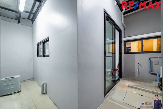 [ New Listing! 2025 ] Town Avenue Cocos ทาวน์โฮมจาก Sansiri หลังมุม 22.5 ตร.วา (ต่อเติมครัวสวย L- Shape Modern ครบ #ลงเสาเข็มให้แล้ว ) พระรามสอง ซอย 50, แยก 7, ใกล้ Central พระรามสอง เพียง 700 เมตร [ราคาพิเศษ!]