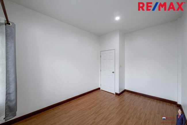 (มาใหม่! NEW Listing! 2026) Paravee ปารวีร์ เพชรเกษม63 ทาวน์โฮมหน้ากว้าง 6 ม. หลังมุม 24.8 ตร.วา (ต่อเติมครัวไทยไว้ให้แล้ว [ราคาพิเศษ!]