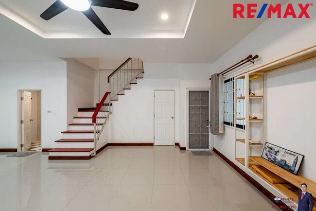 (มาใหม่! NEW Listing! 2026) Paravee ปารวีร์ เพชรเกษม63 ทาวน์โฮมหน้ากว้าง 6 ม. หลังมุม 24.8 ตร.วา (ต่อเติมครัวไทยไว้ให้แล้ว [ราคาพิเศษ!]