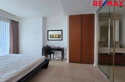 ขาย The River ขาย HOTDEAL !! The River Condominium1 ห้องนอนใหญ่ (ชั้น 17th Tower B พื้นถึงฝ้าสูง 2.6 เมตร)1 ห้องนอนใหญ่ (ชั้น 17th Tower B พื้นถึงฝ้าสูง 2.6 เมตร) วิวเปิดโล่งทางแม่น้ำและวิวเมืองทางทิศใต้