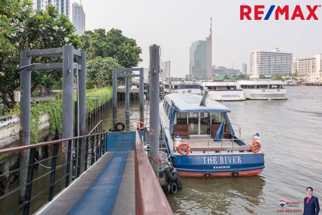 ขาย The River ขาย HOTDEAL !! The River Condominium1 ห้องนอนใหญ่ (ชั้น 17th Tower B พื้นถึงฝ้าสูง 2.6 เมตร)1 ห้องนอนใหญ่ (ชั้น 17th Tower B พื้นถึงฝ้าสูง 2.6 เมตร) วิวเปิดโล่งทางแม่น้ำและวิวเมืองทางทิศใต้