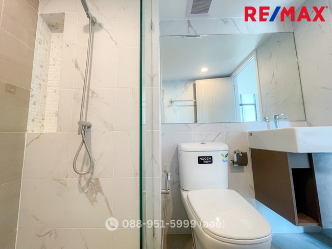 คอนโดลิฟวิ่งเนสท์ Living Nest ลาดพร้าว 44 ห้องมุม 2 ชั้น ใช้สอยรวม 45 ตร.ม. ฝ้าเพดานสูง 4.55 ม. .ใกล้รถไฟฟ้าสถานีภาวนาเพียง 190 เมตร