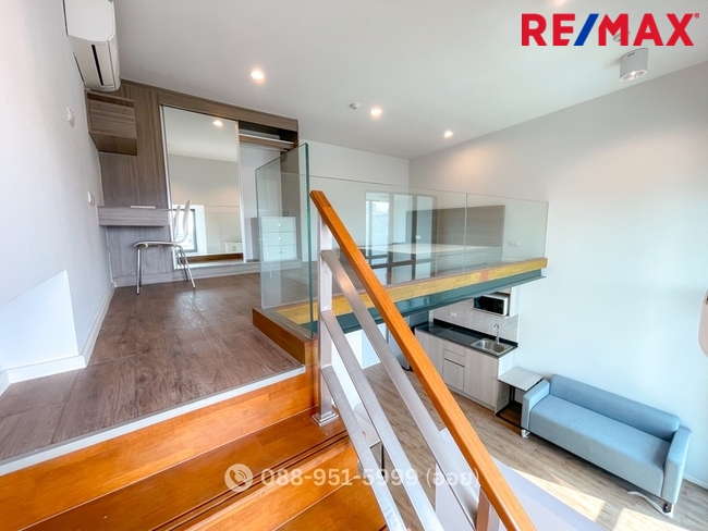 คอนโดลิฟวิ่งเนสท์ Living Nest ลาดพร้าว 44 ห้องมุม 2 ชั้น ใช้สอยรวม 45 ตร.ม. ฝ้าเพดานสูง 4.55 ม. .ใกล้รถไฟฟ้าสถานีภาวนาเพียง 190 เมตร