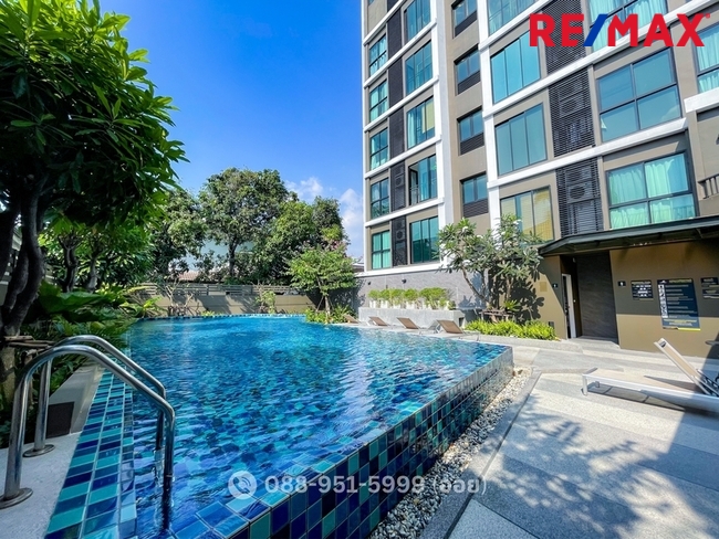 คอนโดลิฟวิ่งเนสท์ Living Nest ลาดพร้าว 44 ห้องมุม 2 ชั้น ใช้สอยรวม 45 ตร.ม. ฝ้าเพดานสูง 4.55 ม. .ใกล้รถไฟฟ้าสถานีภาวนาเพียง 190 เมตร