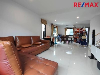 ขายบ้านเดี่ยวดีไลท์ วงแหวน-วัชรพล ลำลูกกา ใกล้รถไฟฟ้า BTS คูคต